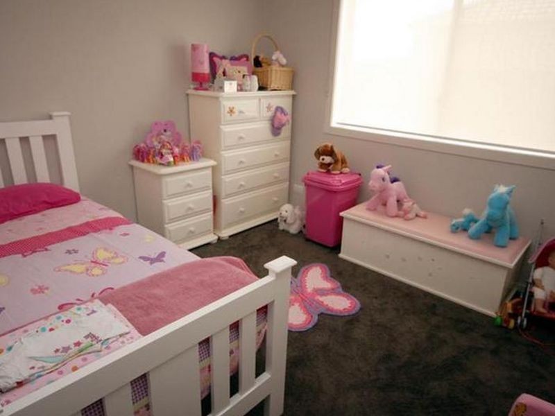 25 McCallum Drive, Cranbourne East VIC 3977