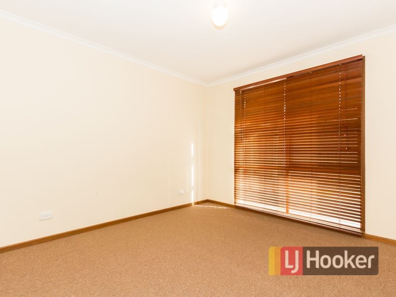 7 Elandra Way, Cranbourne West VIC 3977