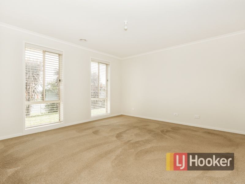 9 Golden Way, Skye VIC 3977