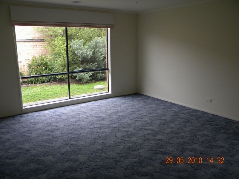 43 Golden Grove, Narre Warren VIC 3805