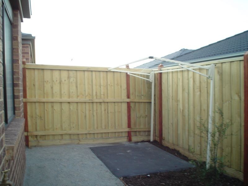 6 Boland Drive, Lyndhurst VIC 3975