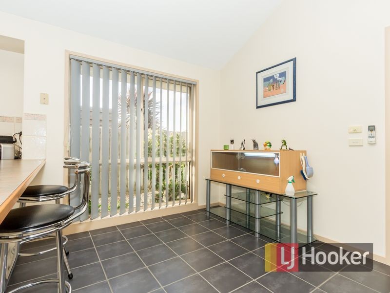 61 Hamilton Drive, Cranbourne North VIC 3977