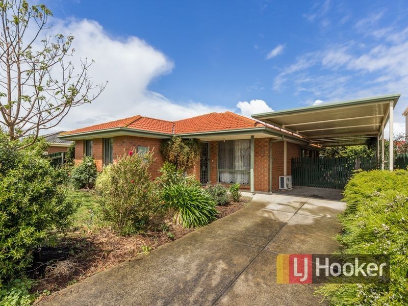 12 Pirita Place, Cranbourne West VIC 3977