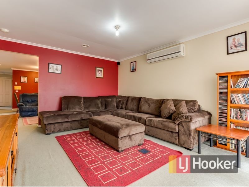 12 Pirita Place, Cranbourne West VIC 3977