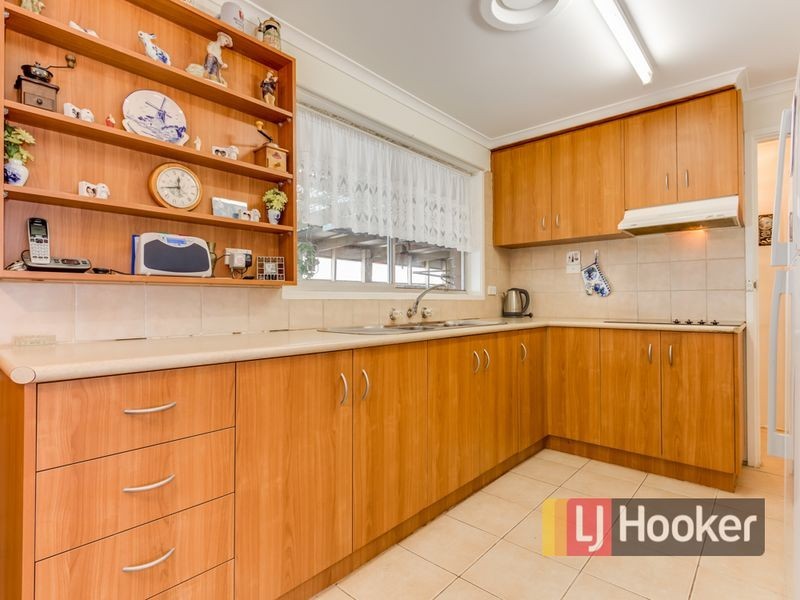 56 Clairmont Avenue, Cranbourne VIC 3977