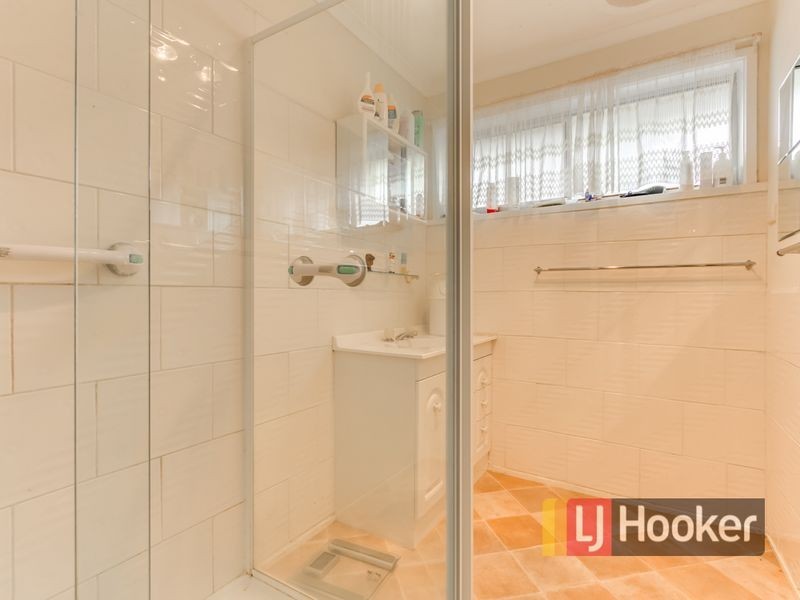 56 Clairmont Avenue, Cranbourne VIC 3977