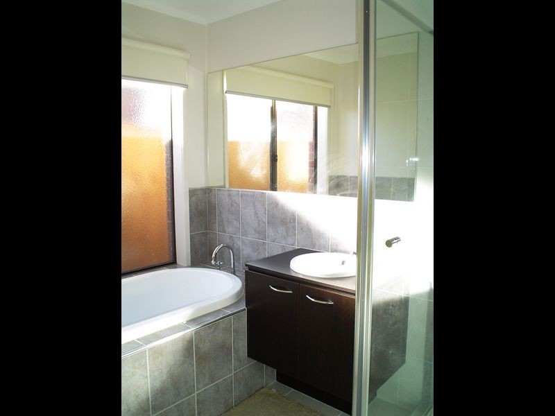 23 Banfield Place, Lyndhurst VIC 3975