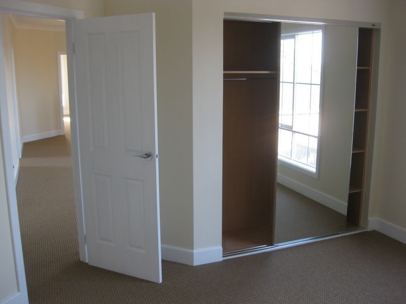 6 Ascent Drive, Cranbourne North VIC 3977