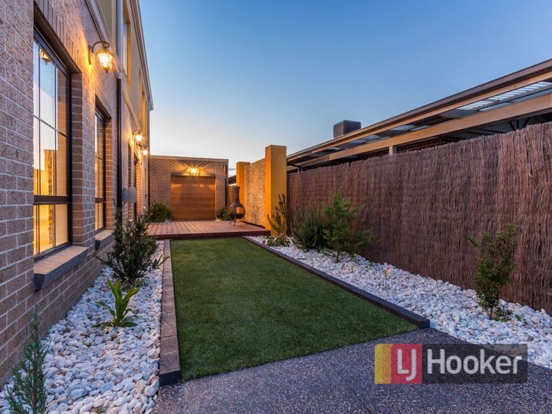 6 Ascent Drive, Cranbourne North VIC 3977