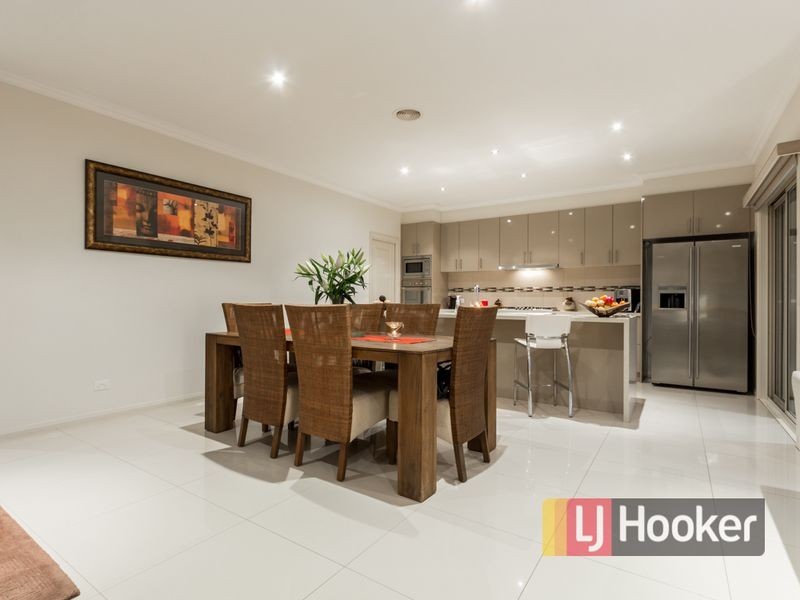 39 Waterhouse Way, Cranbourne VIC 3977