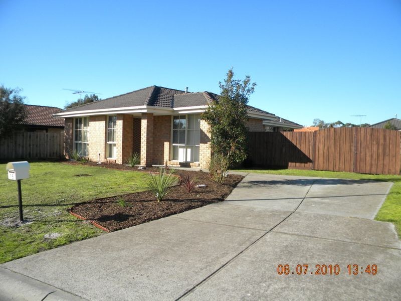 15 Capella Place, Carrum Downs VIC 3201