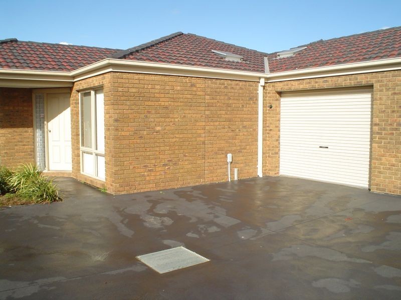 31A Maculata Drive, Cranbourne VIC 3977