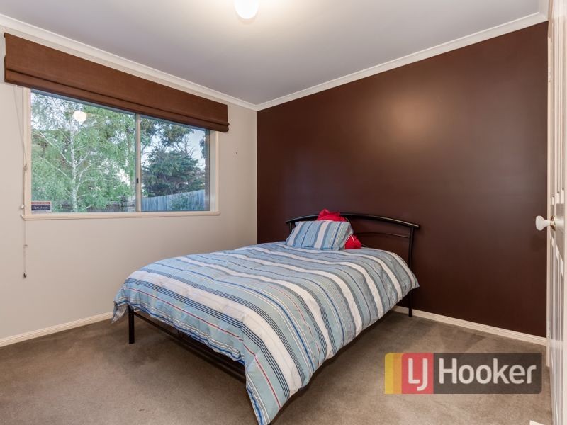 6 Luxor Court, Cranbourne VIC 3977