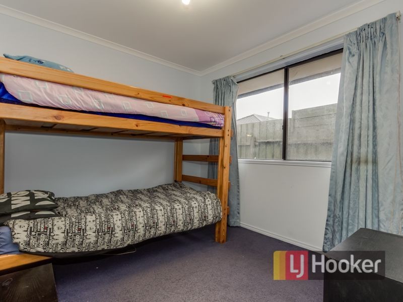 5 Knowing Close, Cranbourne West VIC 3977