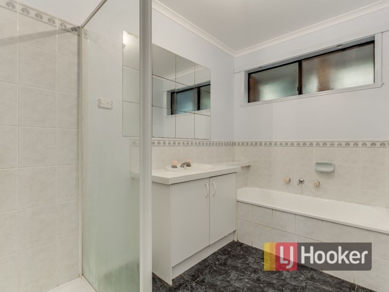 5 Knowing Close, Cranbourne West VIC 3977