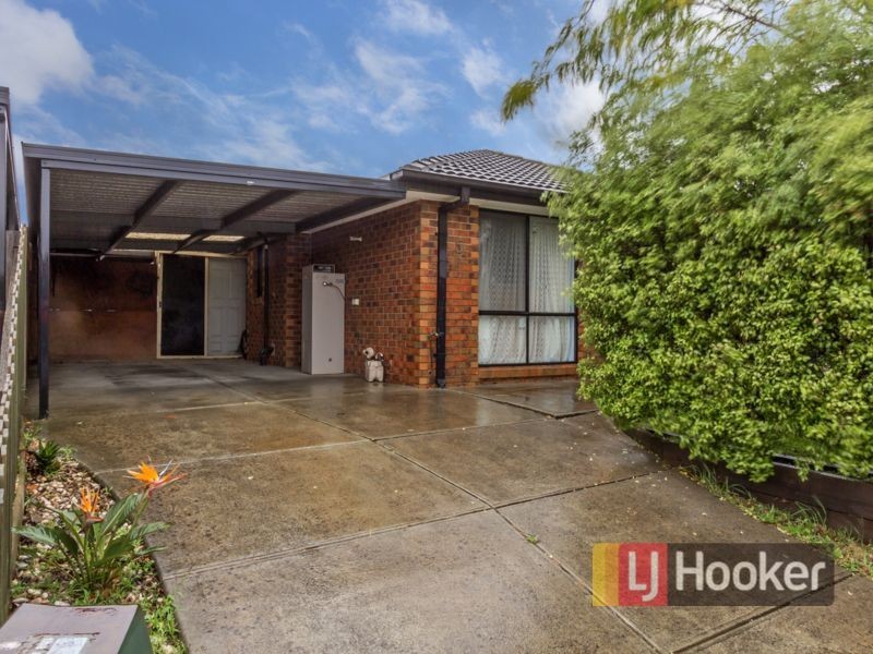 5 Knowing Close, Cranbourne West VIC 3977