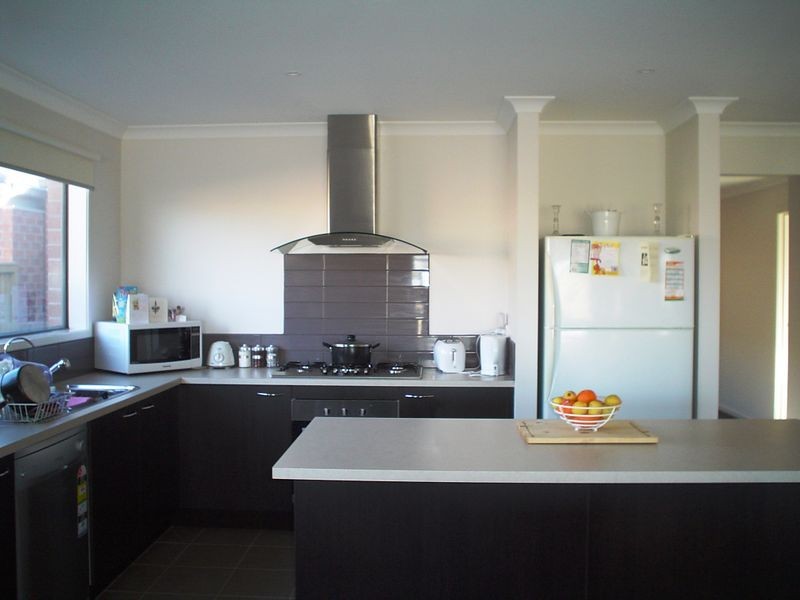 23 Banfield Drive, Lyndhurst VIC 3975