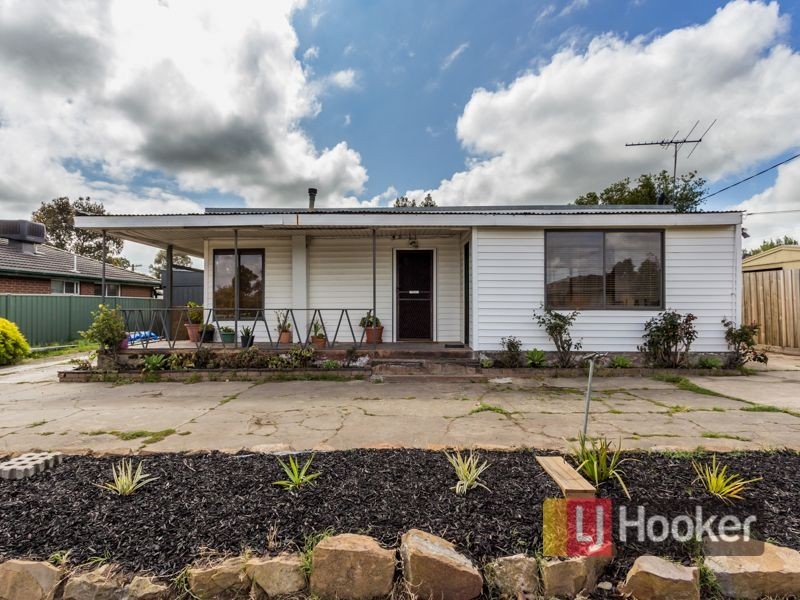 4 Sharpe Street, Cranbourne VIC 3977