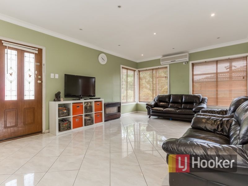 4 Sharpe Street, Cranbourne VIC 3977