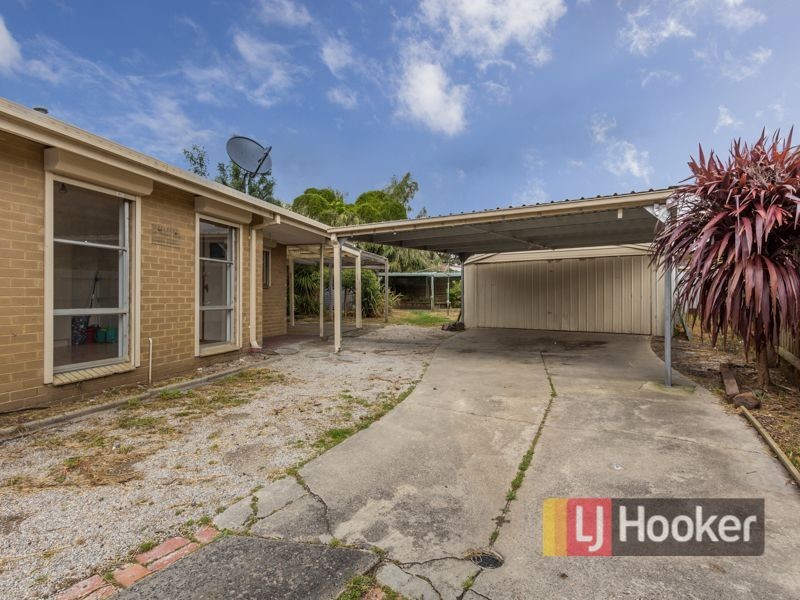 7 Fairbairn Road, Cranbourne VIC 3977