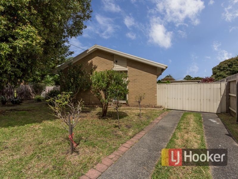 7 Fairbairn Road, Cranbourne VIC 3977