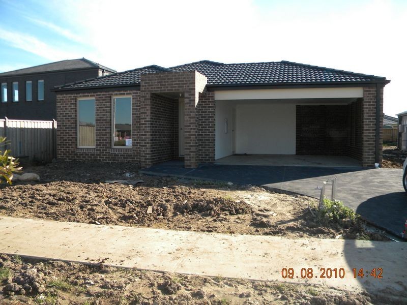 3 Peisley Crescent, Cranbourne VIC 3977