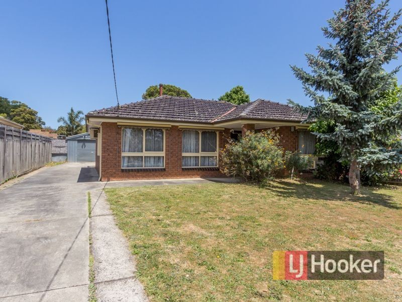 30 Bruce Street, Cranbourne VIC 3977