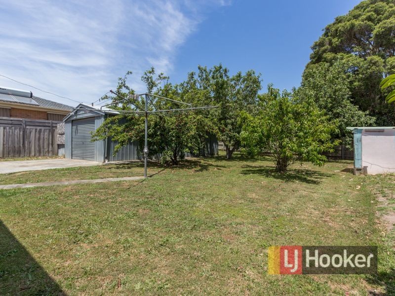 30 Bruce Street, Cranbourne VIC 3977