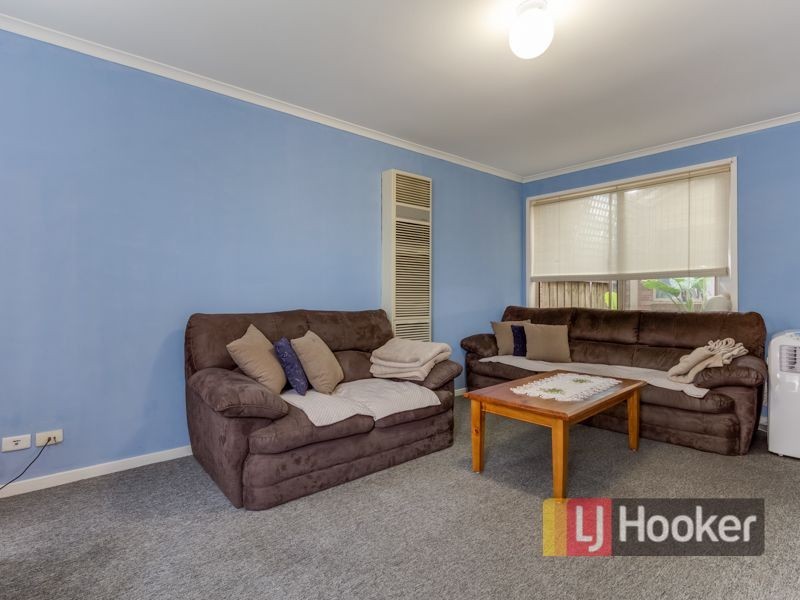 18 Cirai Crescent, Cranbourne West VIC 3977