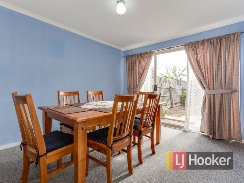 18 Cirai Crescent, Cranbourne West VIC 3977