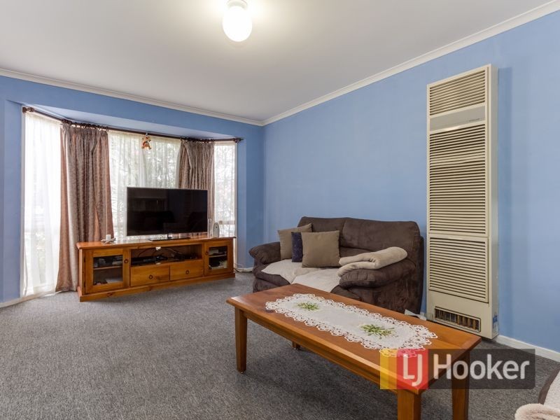 18 Cirai Crescent, Cranbourne West VIC 3977