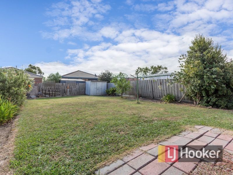 18 Cirai Crescent, Cranbourne West VIC 3977