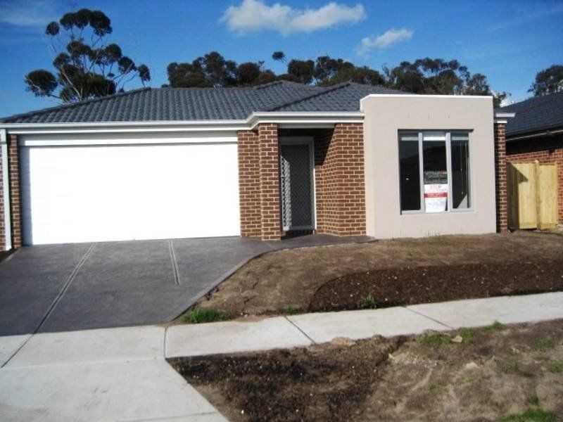 54 Wodalla Circuit, Sandhurst VIC 3977