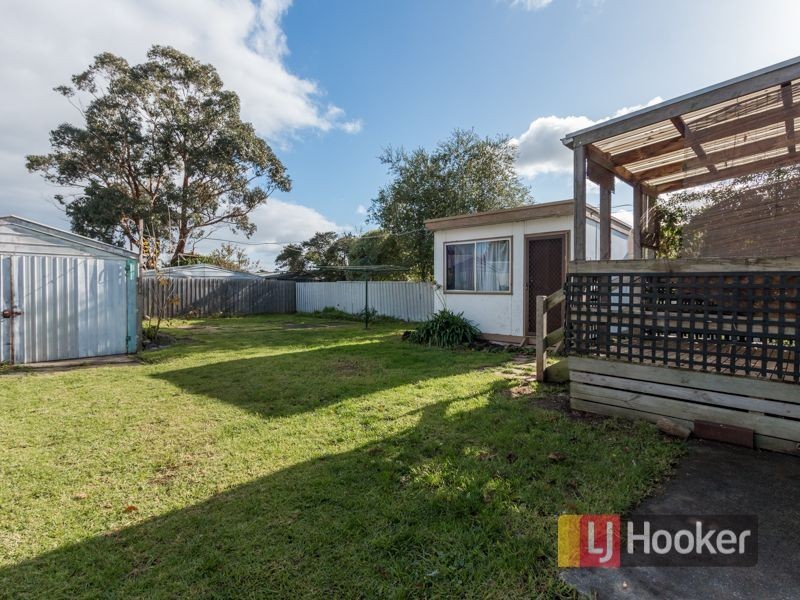 19 Damian Court, Cranbourne VIC 3977
