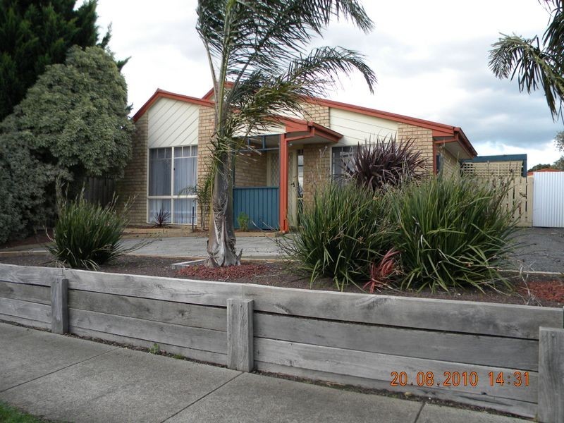 65 Willora Crescent, Cranbourne VIC 3977