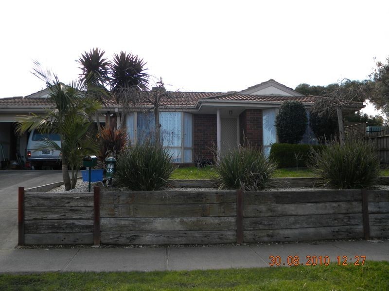 48 Hoysted Avenue, Cranbourne VIC 3977