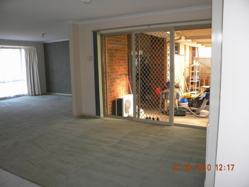 48 Hoysted Avenue, Cranbourne VIC 3977