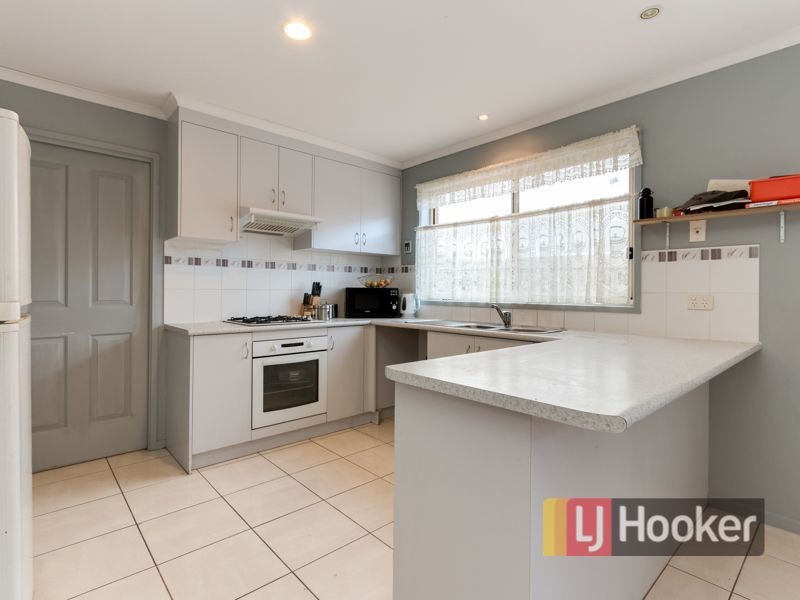 8 Kulkami Way, Cranbourne West VIC 3977