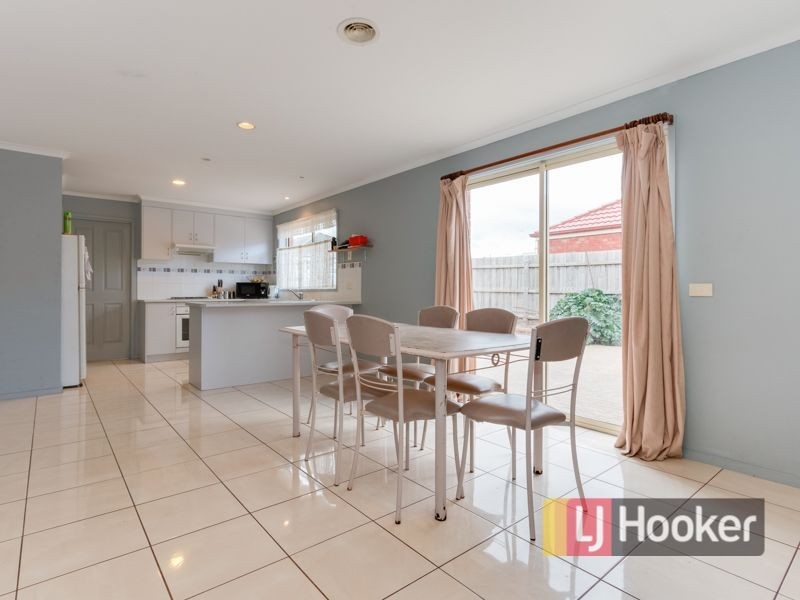 8 Kulkami Way, Cranbourne West VIC 3977