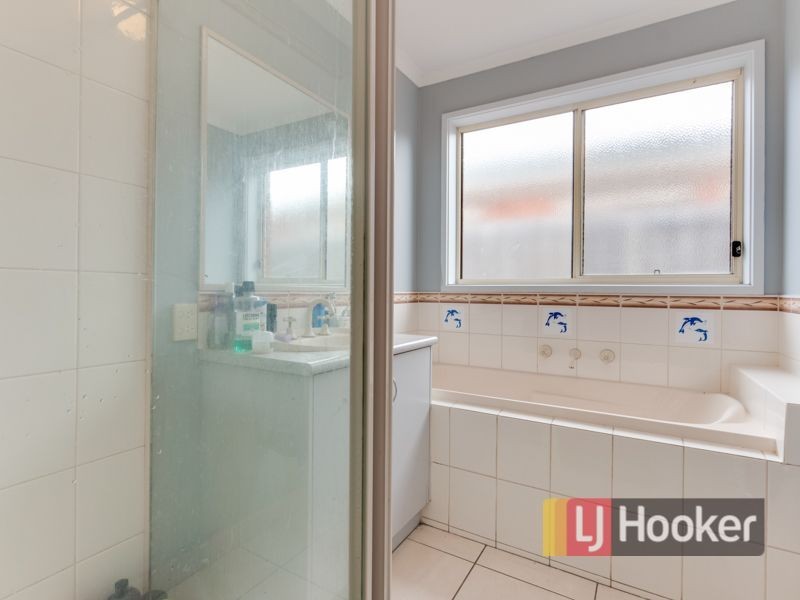 8 Kulkami Way, Cranbourne West VIC 3977