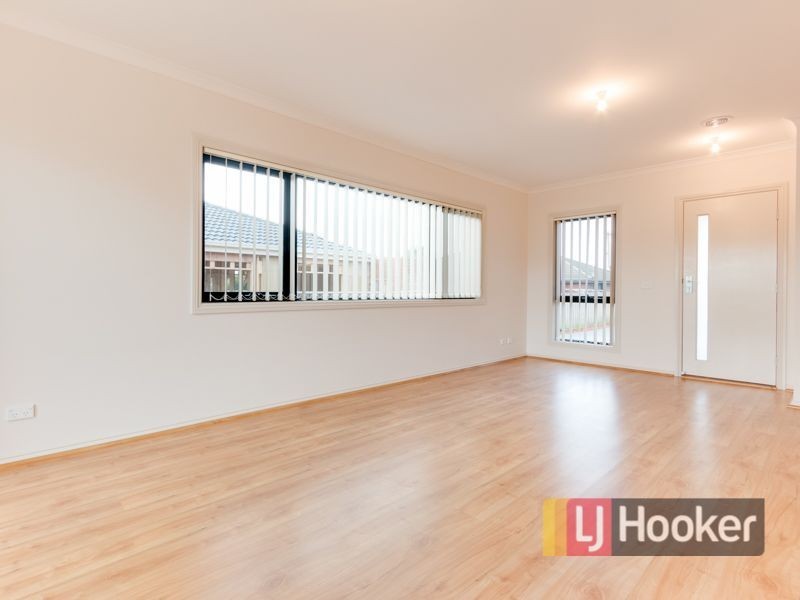 2/45 Lurline Street, Cranbourne VIC 3977