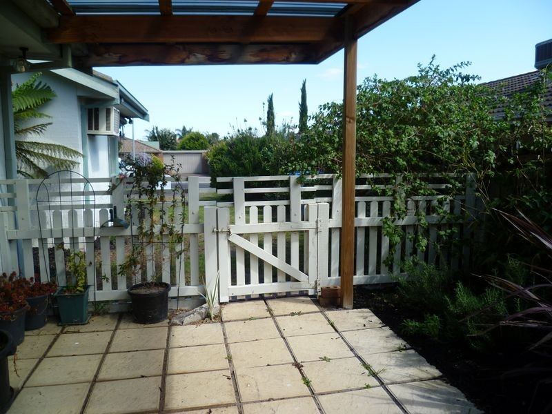 54 Lawless Drive, Cranbourne VIC 3977