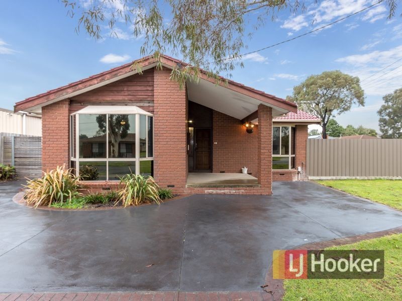 45 Clairmont Avenue, Cranbourne VIC 3977