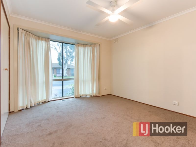 45 Clairmont Avenue, Cranbourne VIC 3977