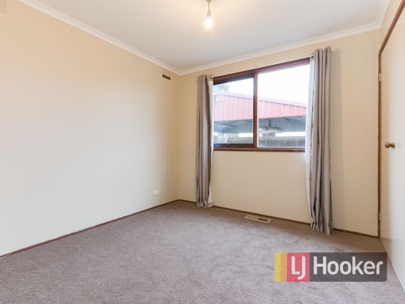45 Clairmont Avenue, Cranbourne VIC 3977