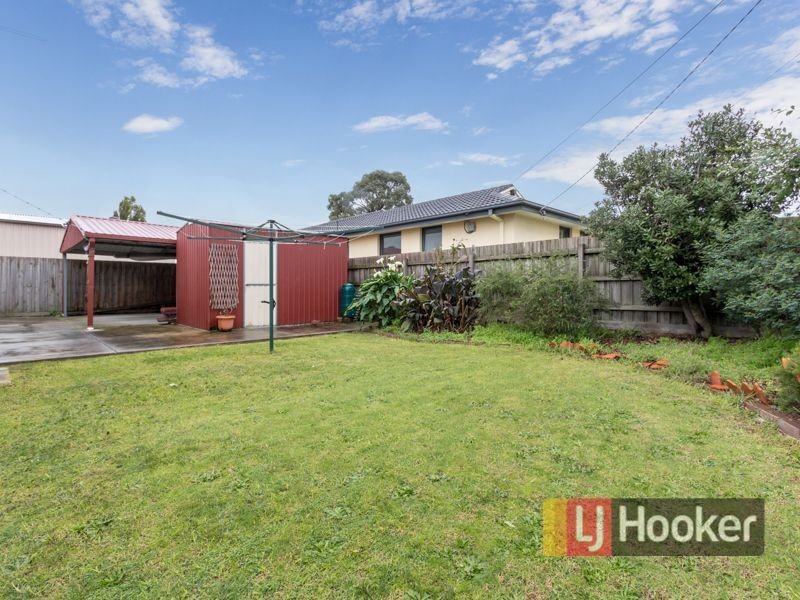 45 Clairmont Avenue, Cranbourne VIC 3977