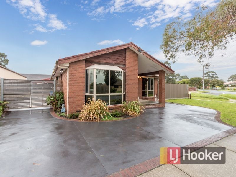 45 Clairmont Avenue, Cranbourne VIC 3977