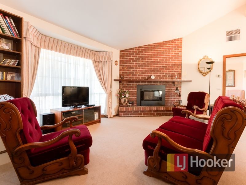 14 Jasmine Court, Cranbourne North VIC 3977