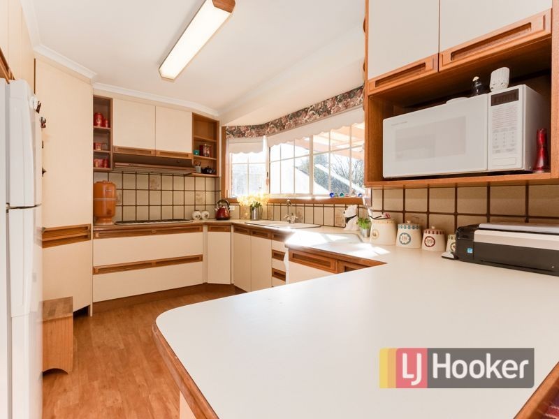 14 Jasmine Court, Cranbourne North VIC 3977