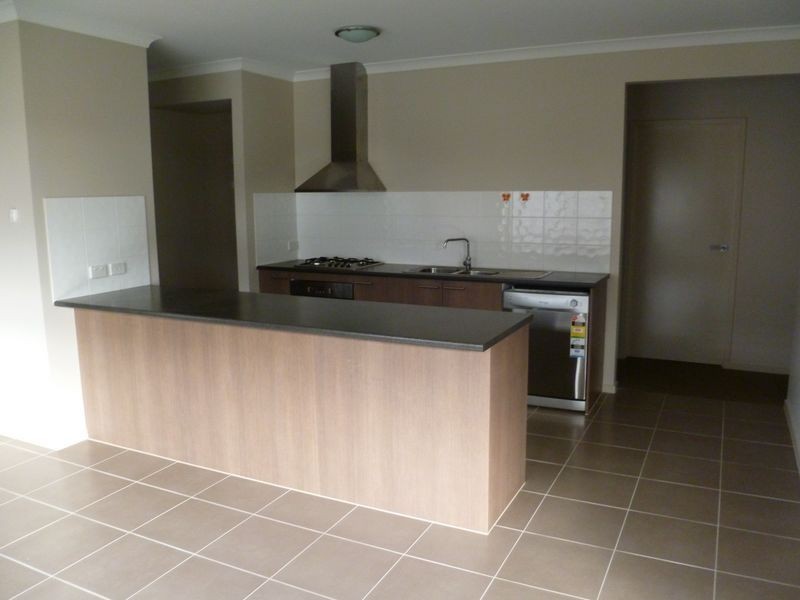 20/2 Barton Drive, Sandhurst VIC 3977